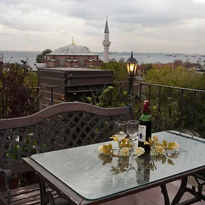 sultanahmet-suites.istanbul-turkeyhotels.com/