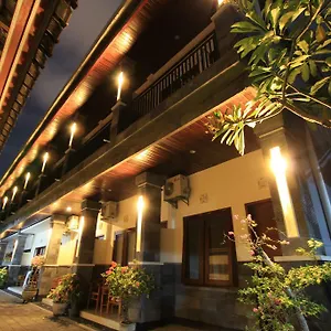 Surya , Kuta Lombok Indonésie