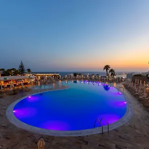 tofinis-hotel.hotelsatayianapa.com/